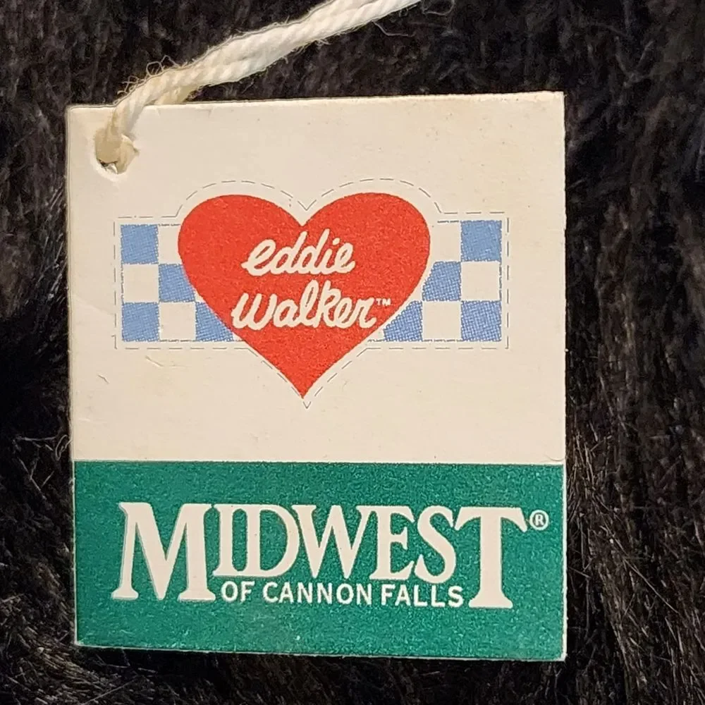 Eddie Walker Midwest of Cannon Falls Santa with Snow Shovel Ornament